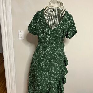 SHEIN Asymmetrical Green Polka Dot Dress
